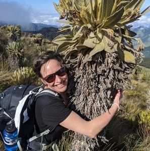 Meet your Posher, Elizabeth